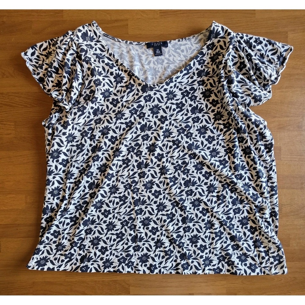 Chaps Womens 2X Blouse Blue White Floral V Neck Ruffle Flutter Sleeve Plus Top